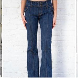 Super cute brandy melville agatha jeans ✨